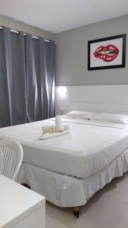 Plattinum Hotel Лауру-ди-Фрейтас Экстерьер фото